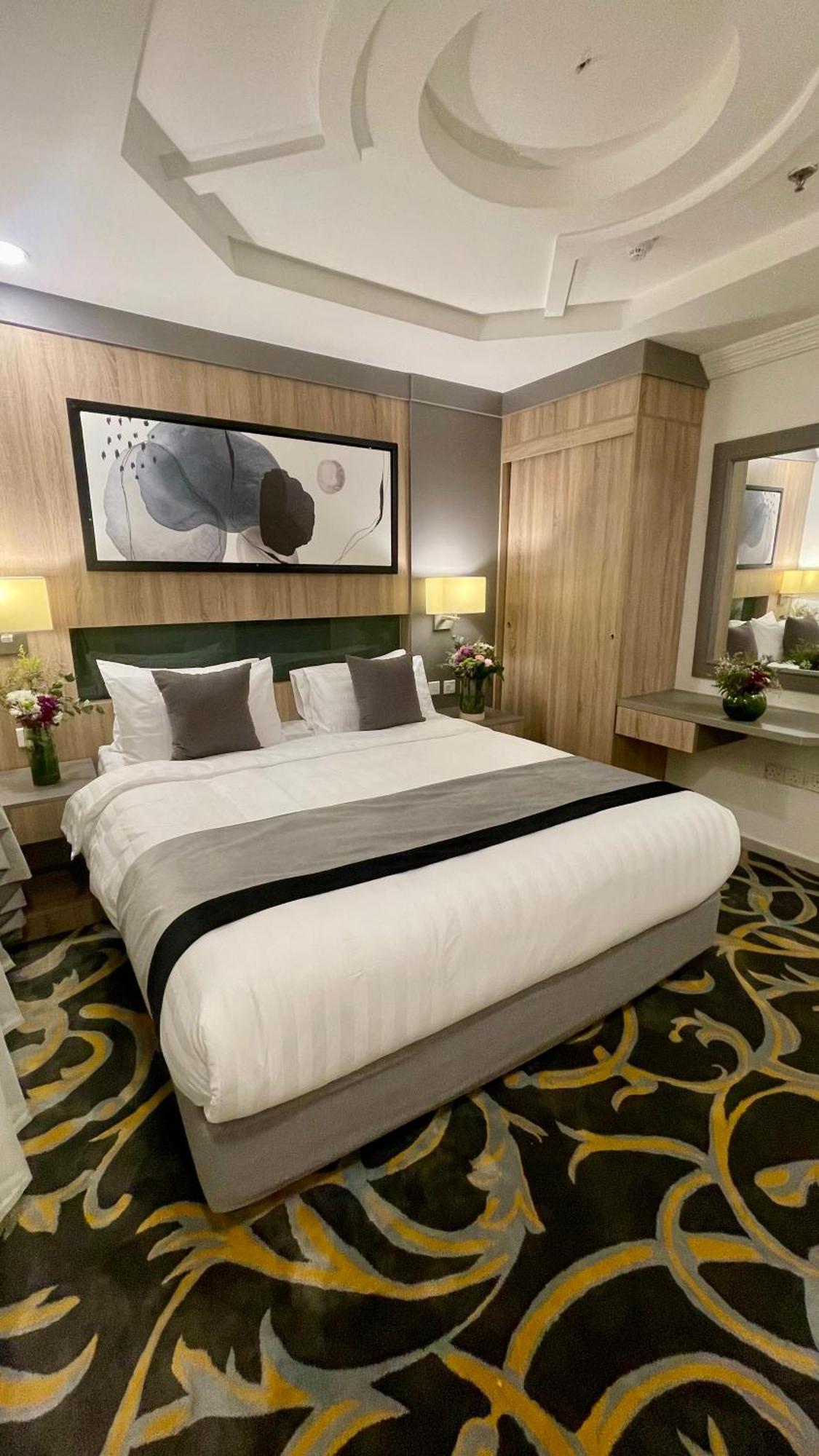 Laten Suites Prince Sultan Джеда Екстериор снимка
