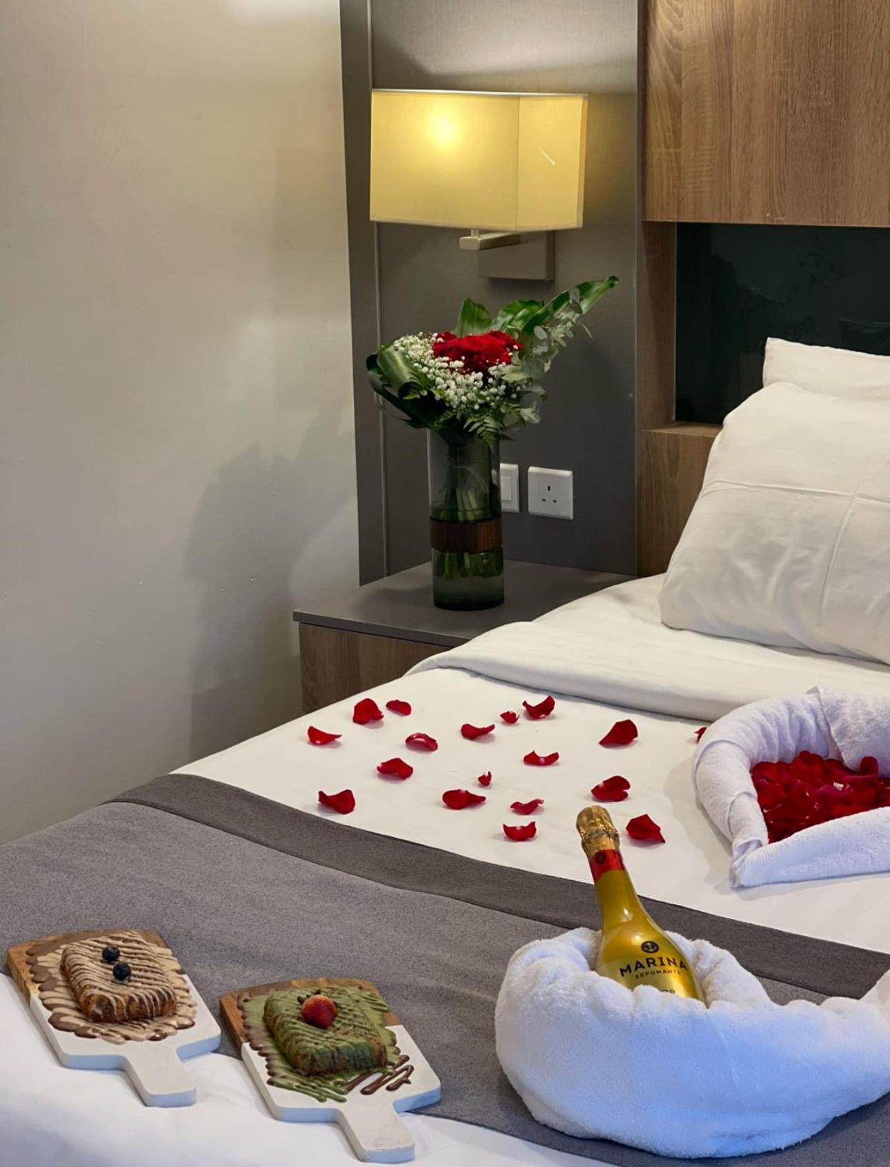 Laten Suites Prince Sultan Джеда Екстериор снимка
